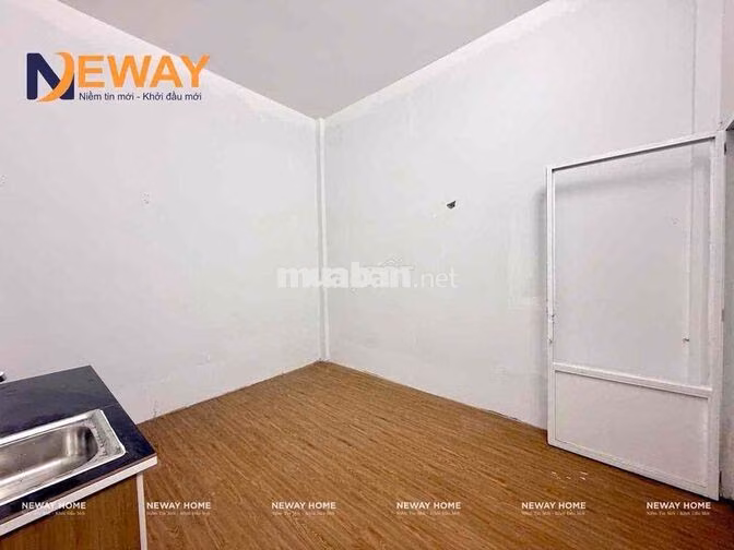 Trống Sẵn Phòng Studio Sẵn Máy Lạnh  Đi Bộ Ra Đại Học Công Thương