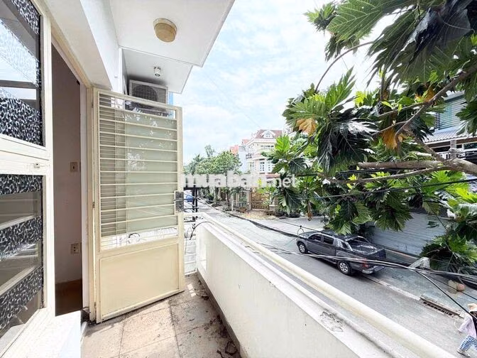 2 PHÒNG NGỦ NGAY KDC YÊN TĨNH - CÓ CÔNG VIÊN TRƯỚC TOÀ NHÀ