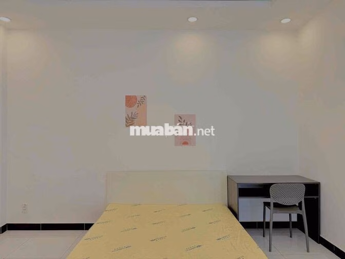 STUDIO BAN CÔNG NẰM GẦN PHÚ MỸ HƯNG TIỆN QUA Q1 VÀ LOTTE