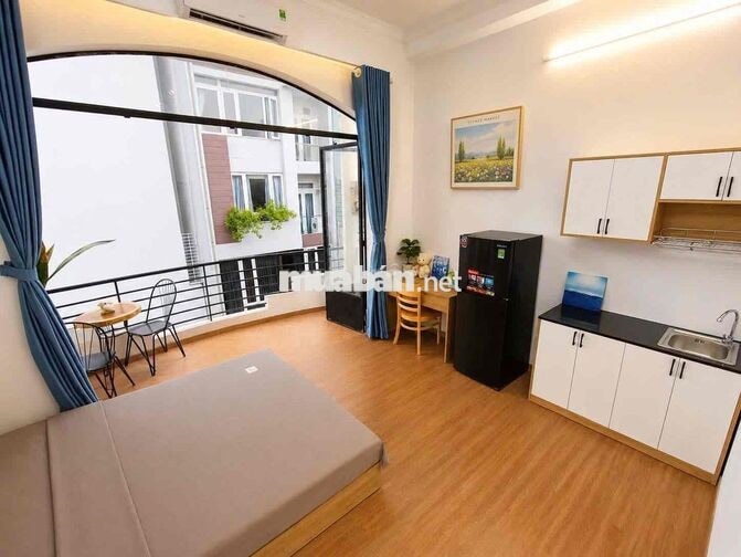 STUDIO BAN CÔNG — NGAY VẠN HẠNH MALL — MÁY GIẶT RIÊNG