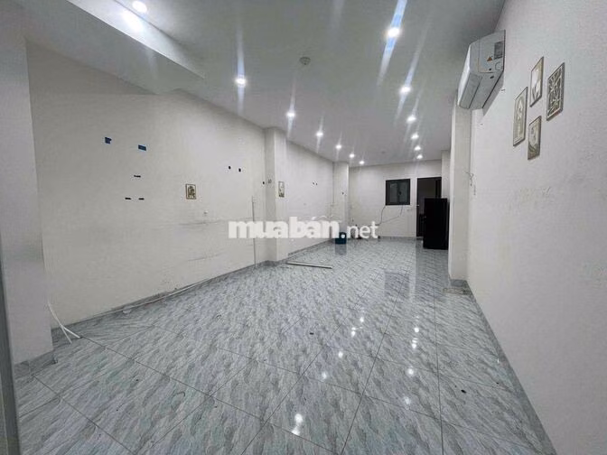 cho thuê MBKD 209 hoàng hoa thám tân bình