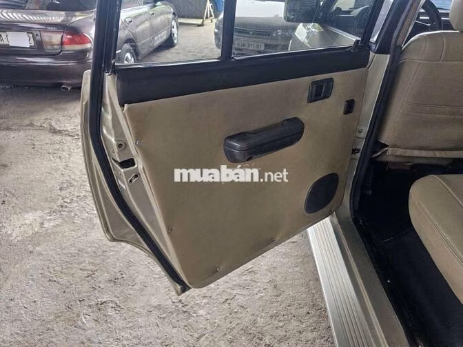 Toyota Zace DX 2005 Vàng cát