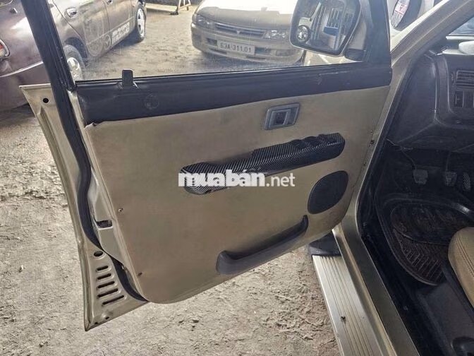 Toyota Zace DX 2005 Vàng cát
