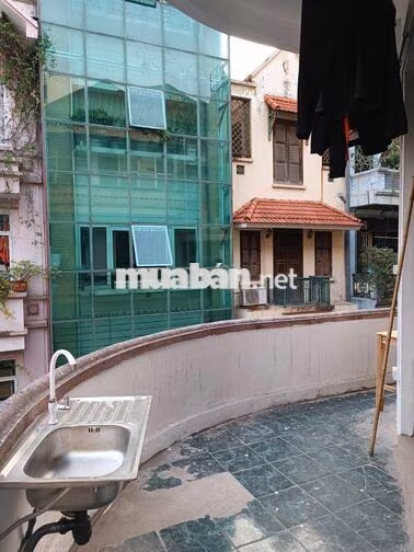 Phòng rẻ đẹp ở 1 người 1.9-2.0 tr  61 hoàng cầu cách đh văn hóa 1 km
