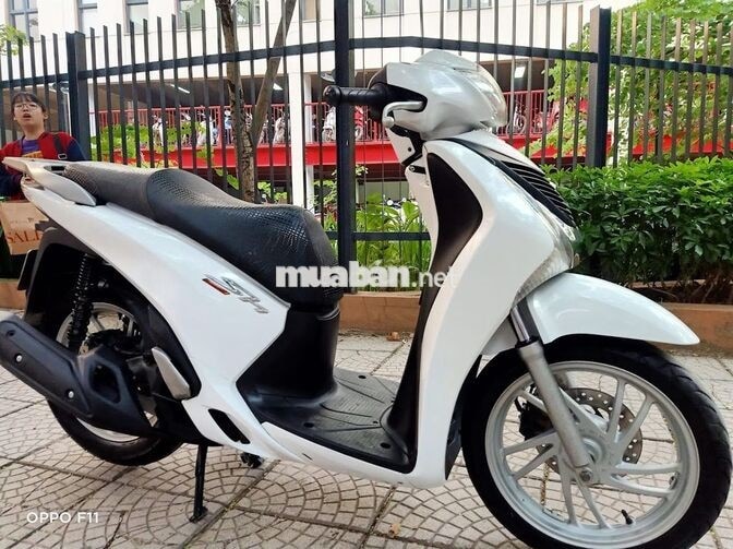 Honda SH Trắng 150cc bản 2018 chính chủ