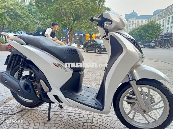 Honda SH Trắng 150cc bản 2018 chính chủ