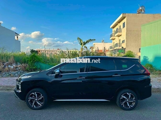 Mitsubishi Xpander Premium 2022 Tự động Đen