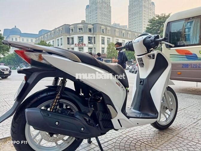 Honda SH Trắng 150cc bản 2018 chính chủ