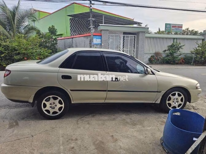 Toyota Carina 1995 Tự động Vàng cát Nhập khẩu