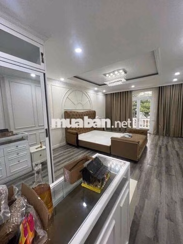 Nhà mới khu tên lửa MT kinh doanh đối diện chợ 5x20m 4.5 tấm 6PN 33tr