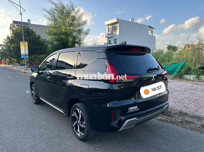 Mitsubishi Xpander Premium 2022 Tự động Đen