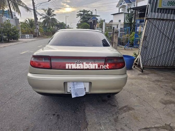 Toyota Carina 1995 Tự động Vàng cát Nhập khẩu