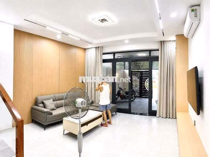 NHÀ 4 PHÒNG NGỦ MỚI FULL NỘI THẤT KHU ĐÔ THỊ MỸ GIA GIÁ 27 TRIỆU/THÁNG