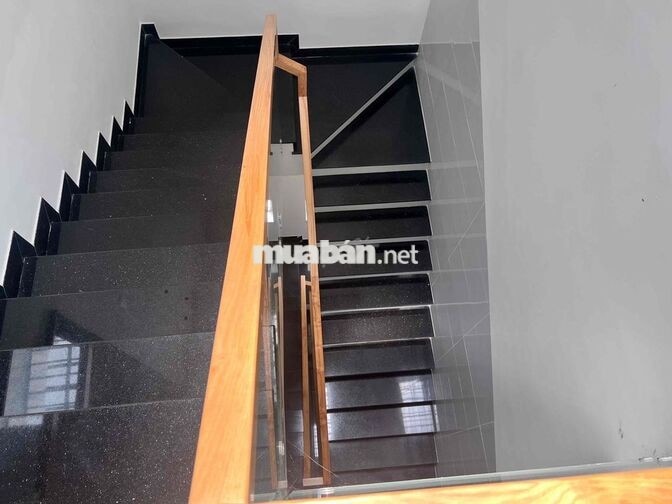 cần bán nhà đường tôn đức thắng tiến thành