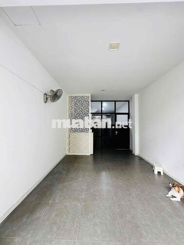 cho thuê nhà 5 PN full nội thâtd ngay chợ tân mỹ Q7