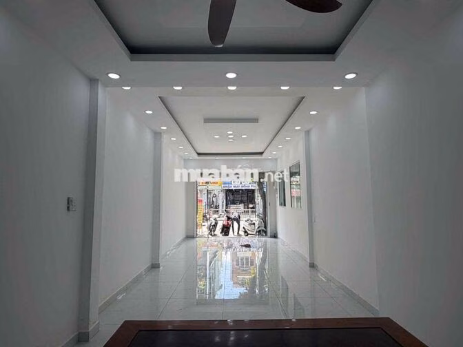 NHÀ MẶT TIỀN NGUYỄN OANH GÒ VẤP GẦN NGAY NGÃ TƯ LÊ ĐỨC THỌ