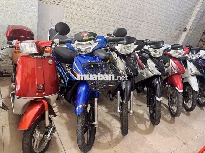 Honda Dream Nâu