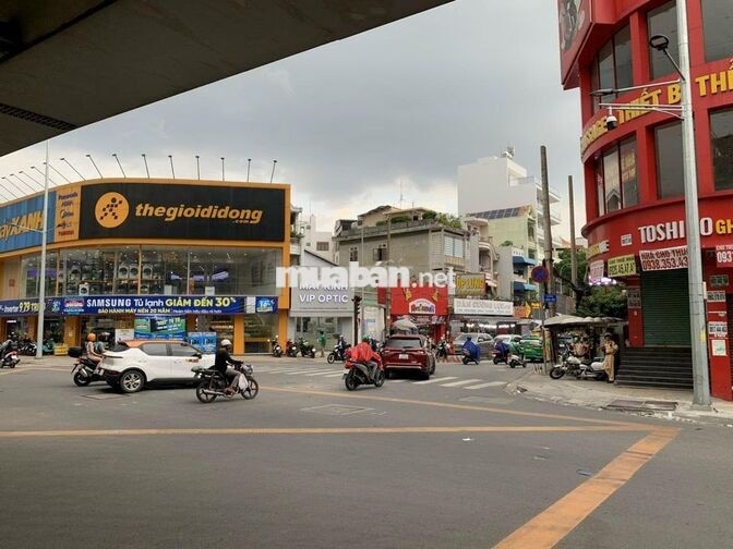 NGÃ 4 CỘNG HÒA – HOÀNG HOA THÁM, TÂN BÌNH - 8X20m - 4 TẦNG MỚI 100%