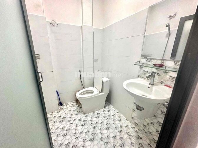 Duplex Cửa Sổ Trời - Thang Máy - Lý Thường Kiệt - Ngay Bách Khoa