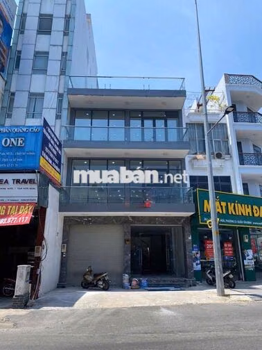 NGÃ 4 CỘNG HÒA – HOÀNG HOA THÁM, TÂN BÌNH - 8X20m - 4 TẦNG MỚI 100%