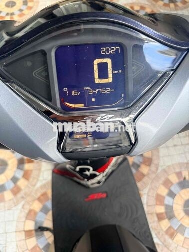 Honda SH 125 CBS 2023 Bạc 34752 km