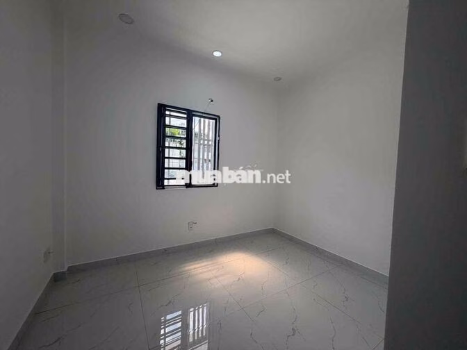 NHÀ MẶT TIỀN NGUYỄN OANH GÒ VẤP GẦN NGAY NGÃ TƯ LÊ ĐỨC THỌ