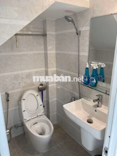BÁN NHÀ NHỎ QTB MẶT TIỀN CHỢ NGHIÃ PHÁT
