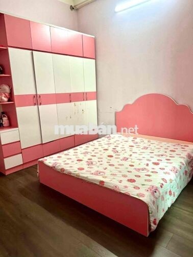 Cho thuê nhà 4 tầng 1 tum diện tích 40m