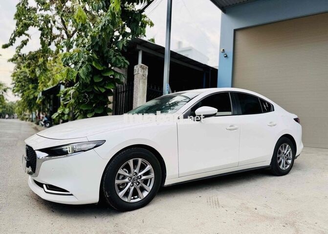 Mazda Mazda3 Premium 2022 Trắng 39405 km