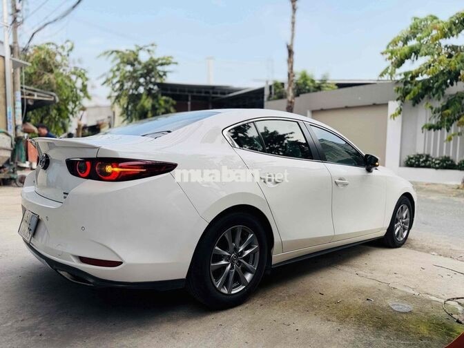 Mazda Mazda3 Premium 2022 Trắng 39405 km