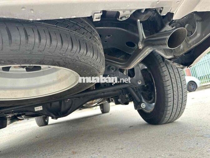 Toyota Innova 2.0E 2020 Vàng cát Số sàn