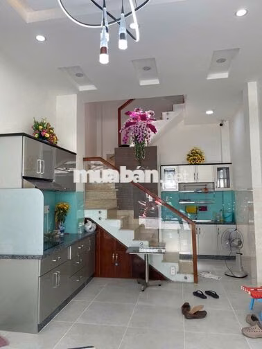 BÁN NHÀ NHỎ QTB MẶT TIỀN CHỢ NGHIÃ PHÁT