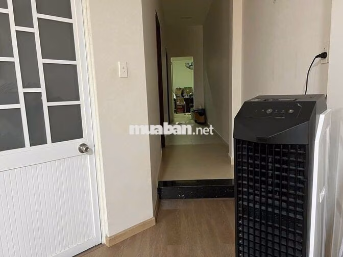 Nhà đẹp 192m2, 2 tỷ 2, công chứng vi bằng, cách chợ Hóa An 100m