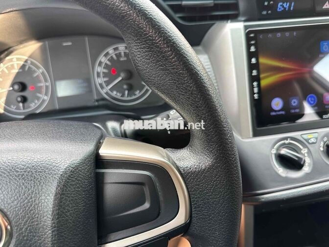 Toyota Innova 2.0E 2020 Vàng cát Số sàn