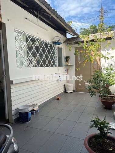Nhà đẹp 192m2, 2 tỷ 2, công chứng vi bằng, cách chợ Hóa An 100m