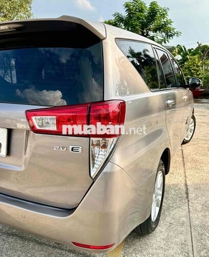 Toyota Innova 2.0E 2020 Vàng cát Số sàn