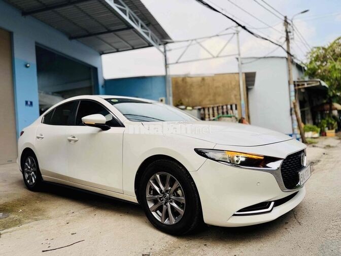 Mazda Mazda3 Premium 2022 Trắng 39405 km