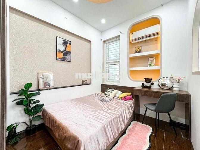 CĂN HỘ 2PN _ PHÒNG KHÁCH BANCONG, 68m2 _ NGAY ĐH BÁCH KHOA TPHCM