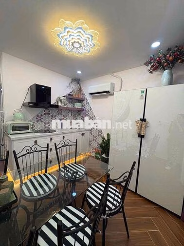 Cho thuê Homestay sân vườn phong cách Đà Lạt tại Quận 7