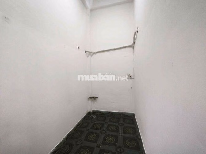 NHÀ 2 TẦNG TRƯỚC BẾN XE TRUNG TÂM