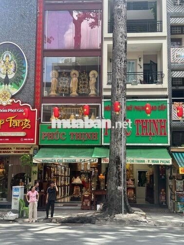 *** NAM PHỤ BÁN HÀNG