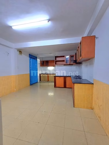 Cho thuê nhà HXH nguyên căn 440/51 Nguyễn Kiệm,Phú nhuận