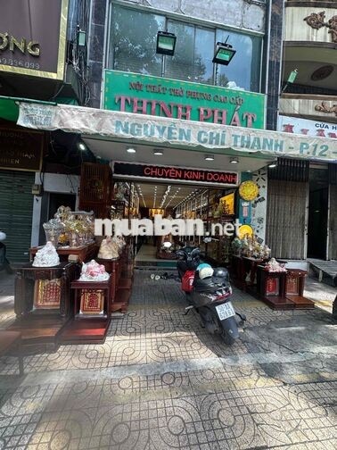 *** NAM PHỤ BÁN HÀNG