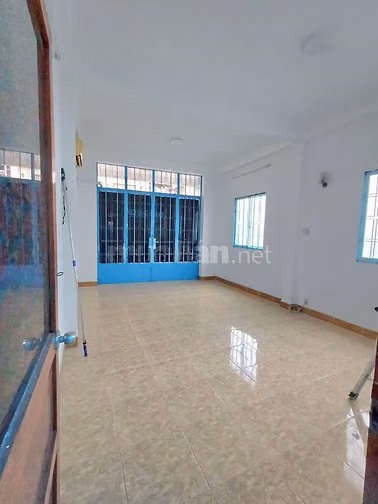 Cho thuê nhà HXH nguyên căn 440/51 Nguyễn Kiệm,Phú nhuận