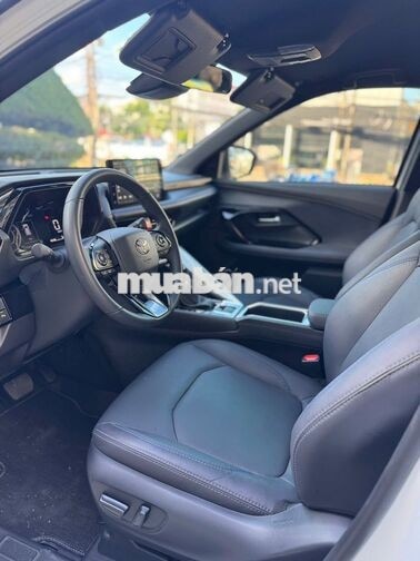 Toyota Yaris Cross 2025 1.5S Trắng 23.000 km