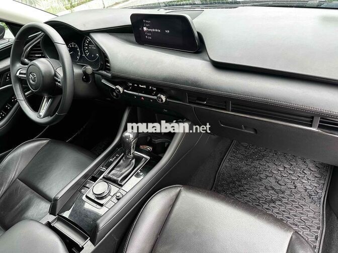 Mazda Mazda3 1.5 Luxury 2022 Đen 39.000 km
