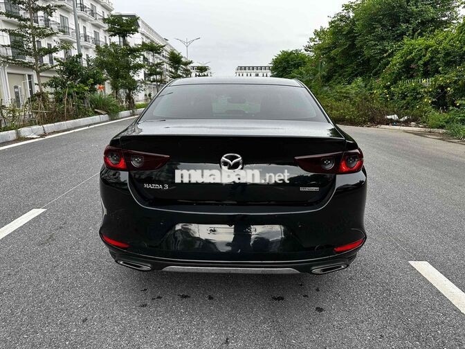 Mazda Mazda3 1.5 Luxury 2022 Đen 39.000 km