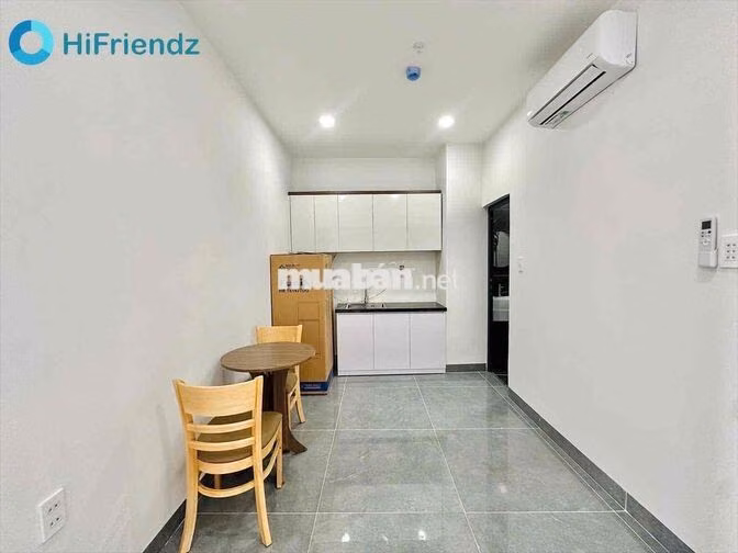 CĂN HỘ TÁCH BẾP LUXURY FULL NỘI THẤT -BAN CÔNG NGAY THỐNG NHẤT-ĐH VLU