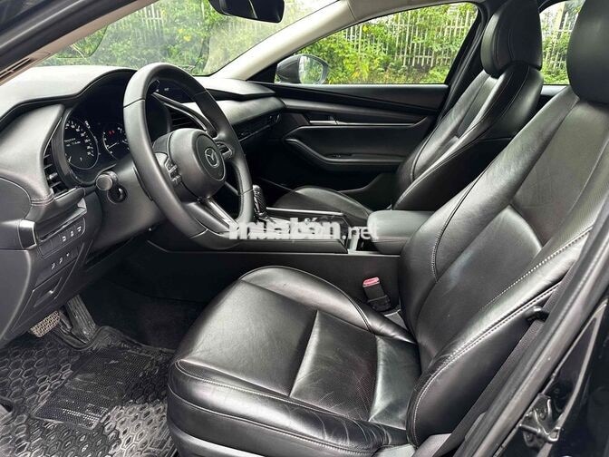 Mazda Mazda3 1.5 Luxury 2022 Đen 39.000 km