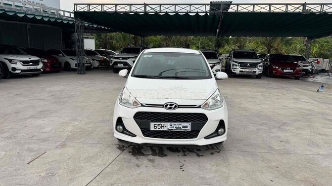 Hyundai Grand i10 Hatchback 1.2 MT bản đủ 2020